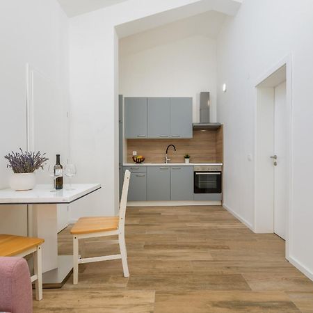 Sea La Vie Apartment Fazana Bagian luar foto
